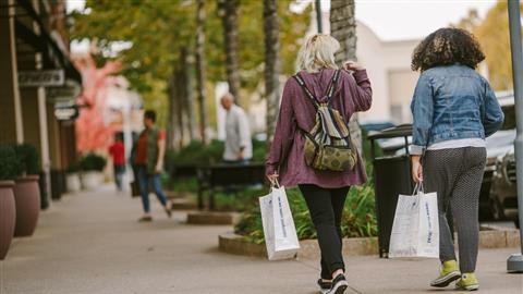 Centro comercial Pinnacle Hills Promenade