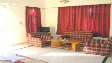 The Bharatpur Swaraj a Bharatpur, IN