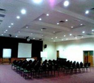 Serafino i Adelaide, AU