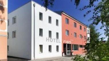 H+ Hotel Ried image