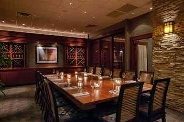 Seasons 52 - Sacramento, CA в Sacramento, CA