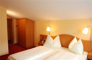 รูปสถานที่จัดงาน