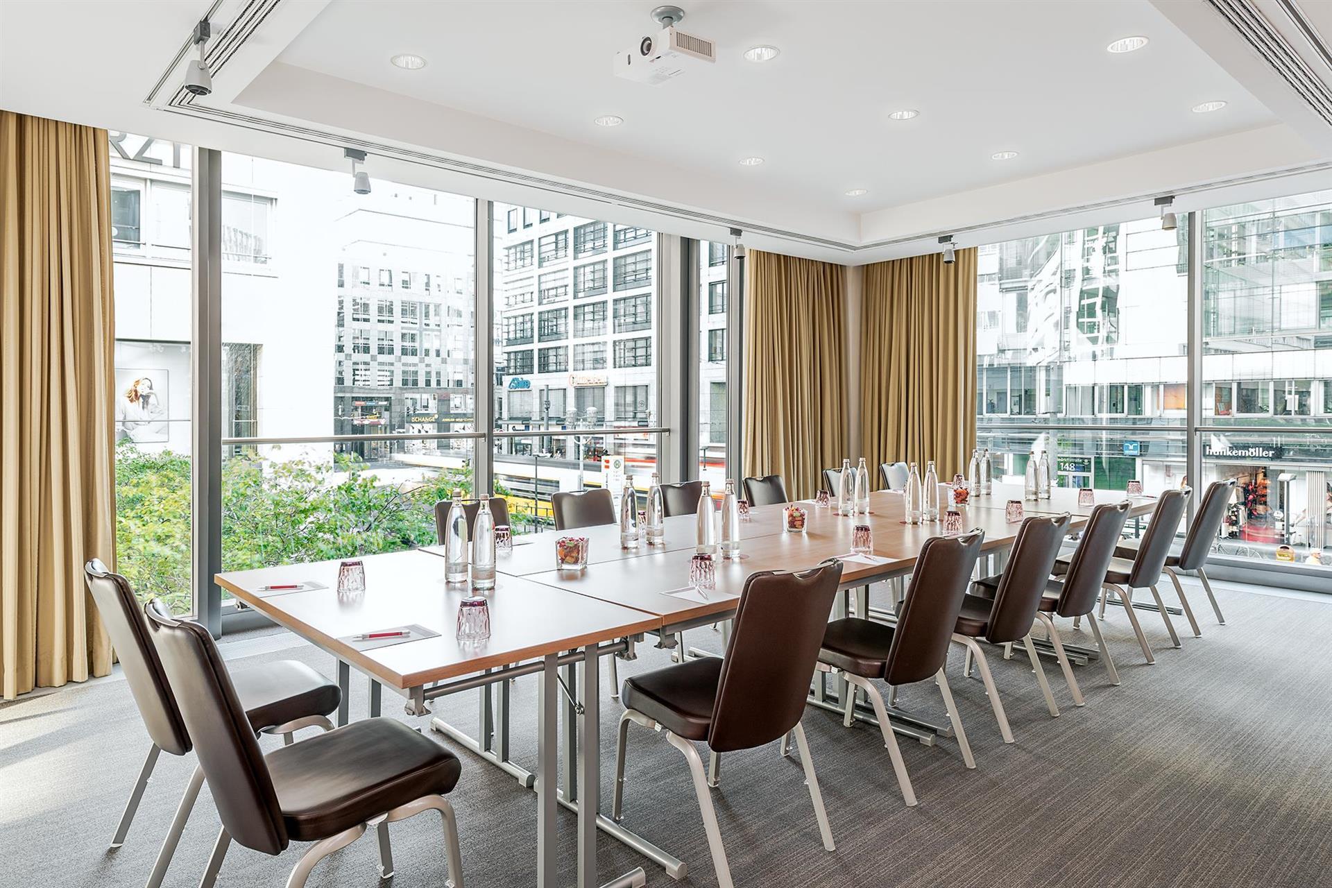 NH Collection Berlin Mitte Friedrichstrasse image