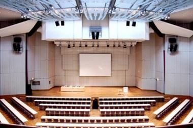 Kultur - Und Kongresszentrum Liederhalle à Stuttgart, DE