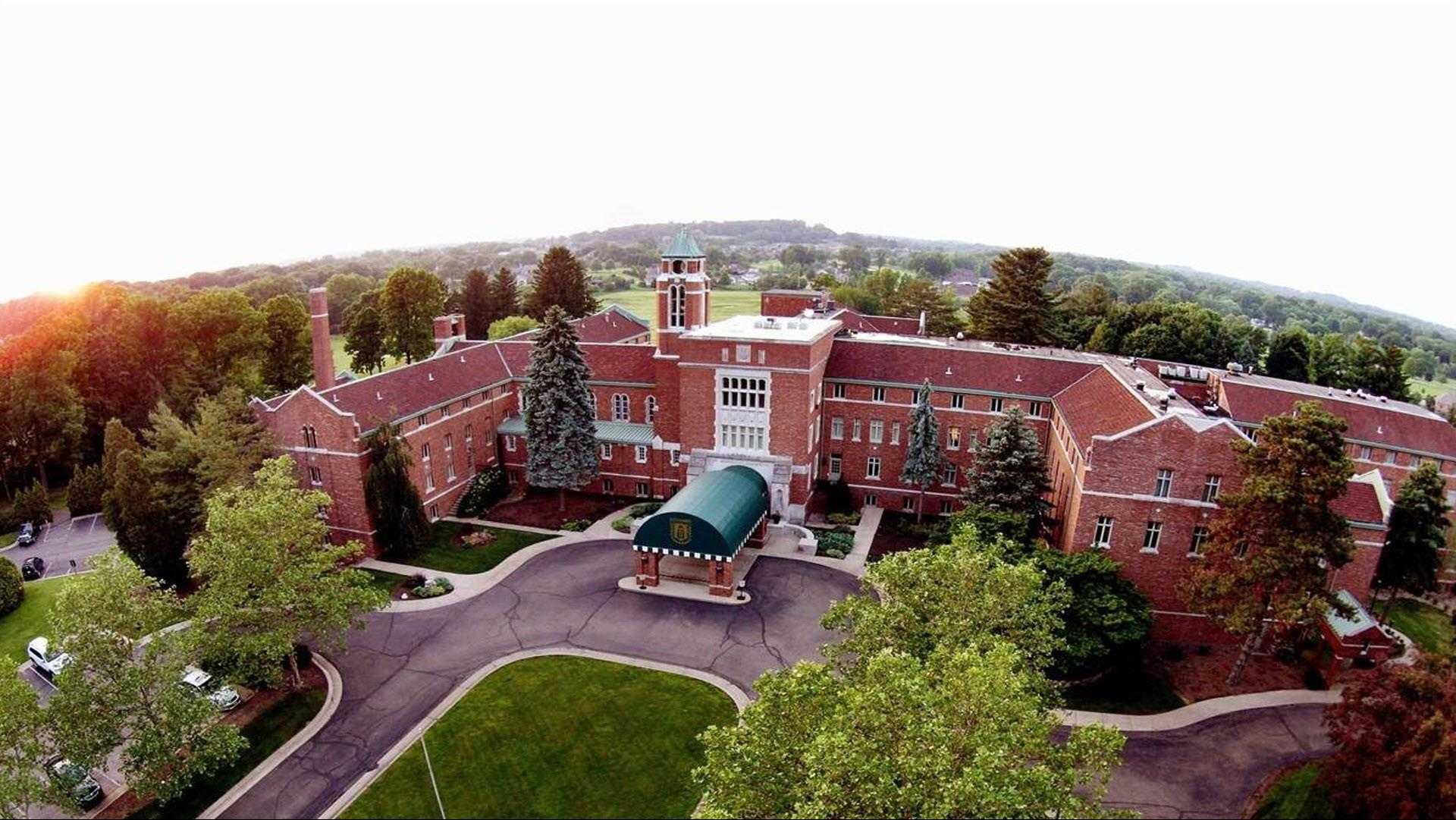 The Bertram Inn at Glenmoor a Canton, OH