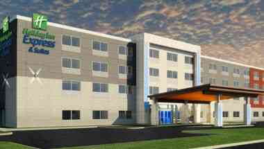 Holiday Inn Express & Suites Farmington Hills - Detroit a Farmington Hills, MI