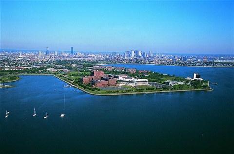 University of Massachusetts (Boston)