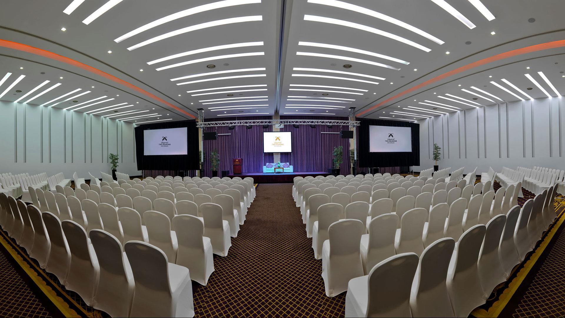 Two Seasons Hotel & Apartments Dubai image