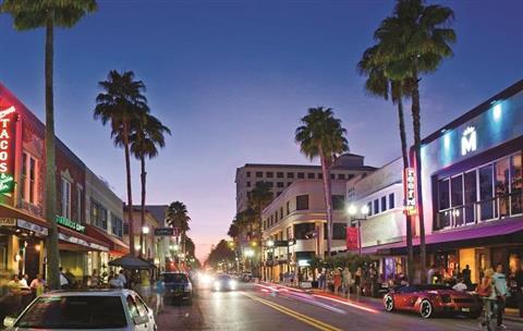 西棕榈滩市中心