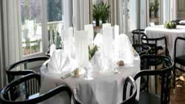 Haus der Universitaet a Bern, CH