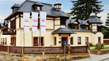 Restaurant & Hotel Schoene Aussicht в Dresden, DE