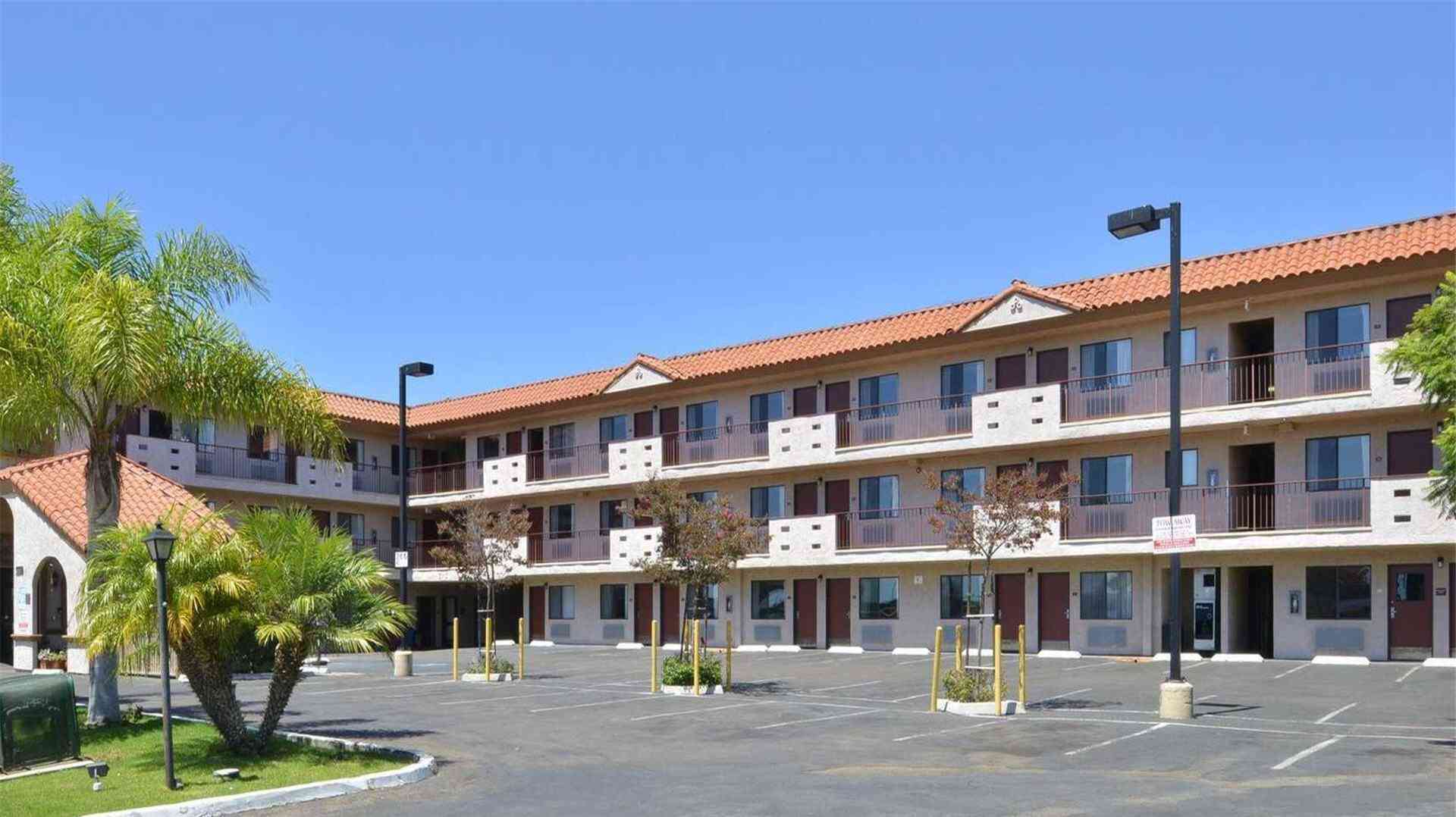 Pleasant Inn em San Diego, CA