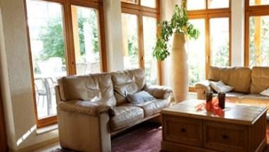 Hotel & Restaurant Becher image