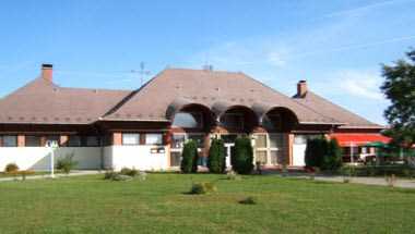 Hotel Sarga Csiko in Miskolc, HU