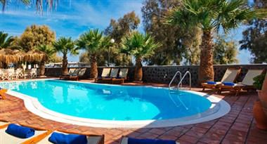 The Boathouse Hotel in Santorin, GR