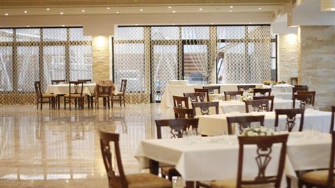 PIK Elegance em Ploieşti, RO