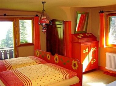 Haus Zeder a Freiburg im Breisgau, DE