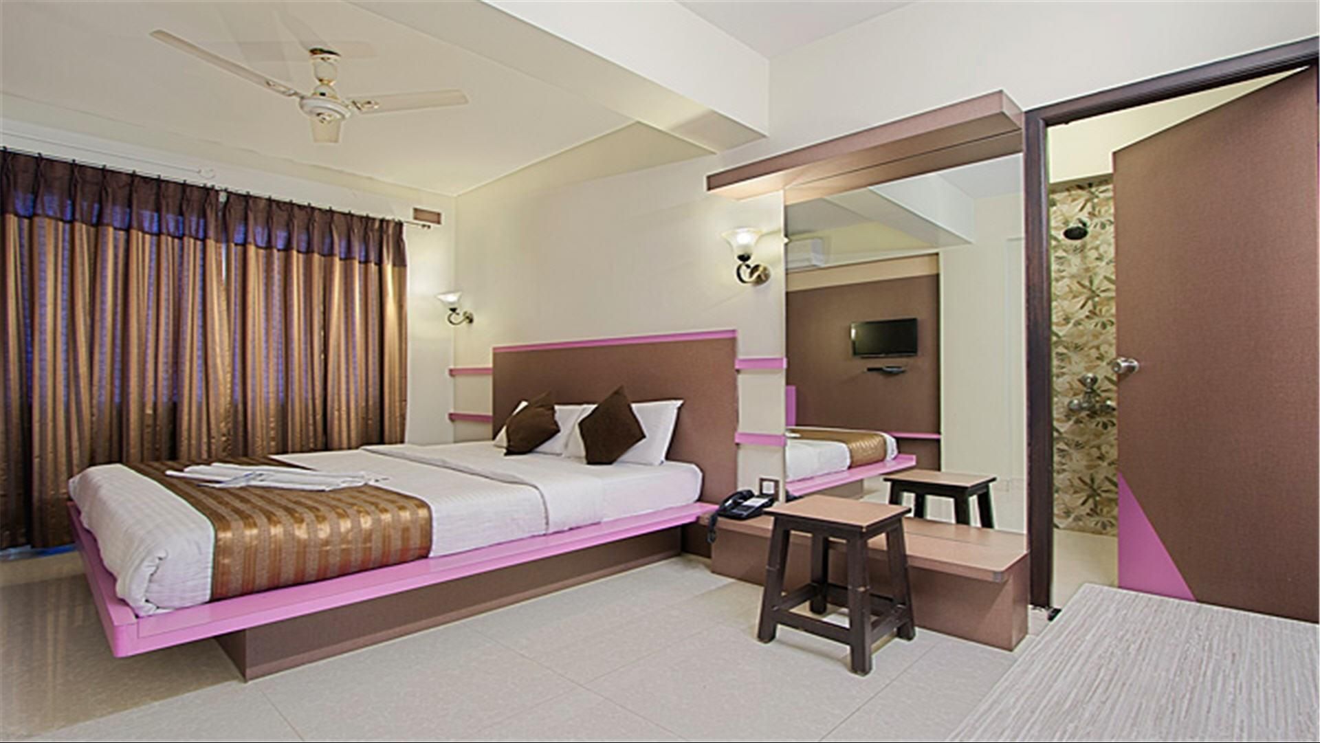 รูปสถานที่จัดงาน