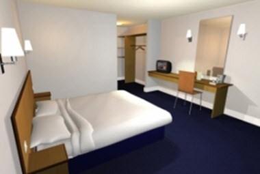 Travelodge Belfast Central Hotel, Belfast, GB4