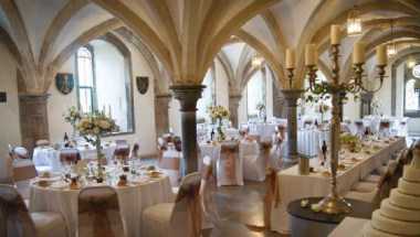 The Bishops Palace в Wells, GB1