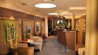 Hotel Saint John Perse image