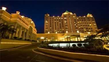 Waterfront Cebu City Hotel & Casino в Lahug, PH