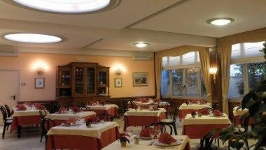 รูปสถานที่จัดงาน