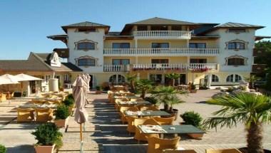 Hotel Winzer Kuscheln & Spa image