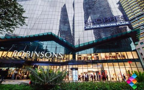 Shoppes at Four Seasons Place