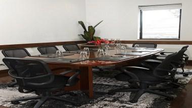 Hotel bh La Quinta image