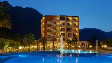 Hotel Savoy Palace em Riva Del Garda, IT