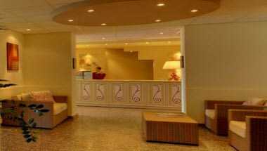 Hotel & Restaurant Corallo en Trinità d'Agultu e Vignola, IT