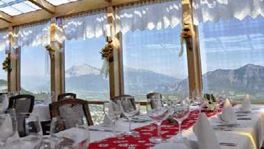 Hotel-Restaurant Schloss Wartenstein i Pfaefers, CH