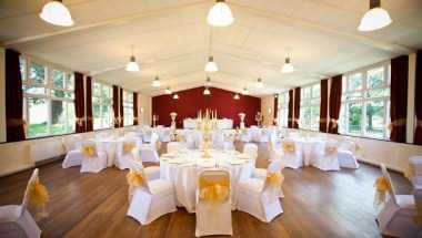 Nightingale Centre в Brentwood, GB1