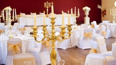 Nightingale Centre в Brentwood, GB1