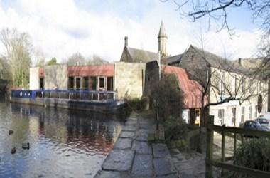 Saddleworth Museum в Oldham, GB1