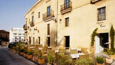 NH Collection Cáceres Palacio de Oquendo a Caceres, ES