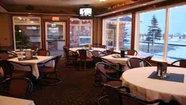 Lakeside Greens Golf Club in Chestermere, AB