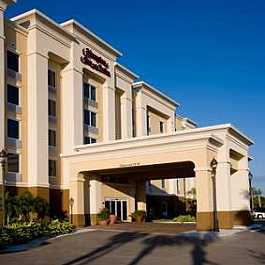 Hampton Inn & Suites Fort Myers-Colonial Blvd. i Fort Myers, FL