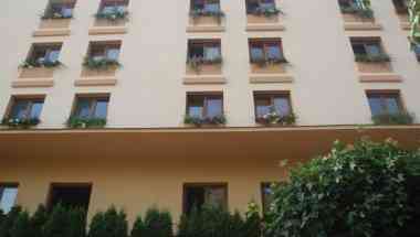 Hotel Central Zibak Company, Sala, SK