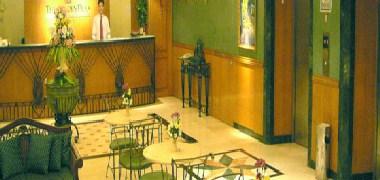 The Golden Peak Hotel & Suites в Cebu City, PH