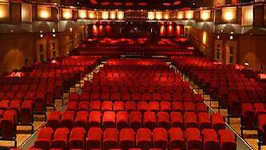 Cliffs Pavilion, Westcliff-On-Sea, GB1