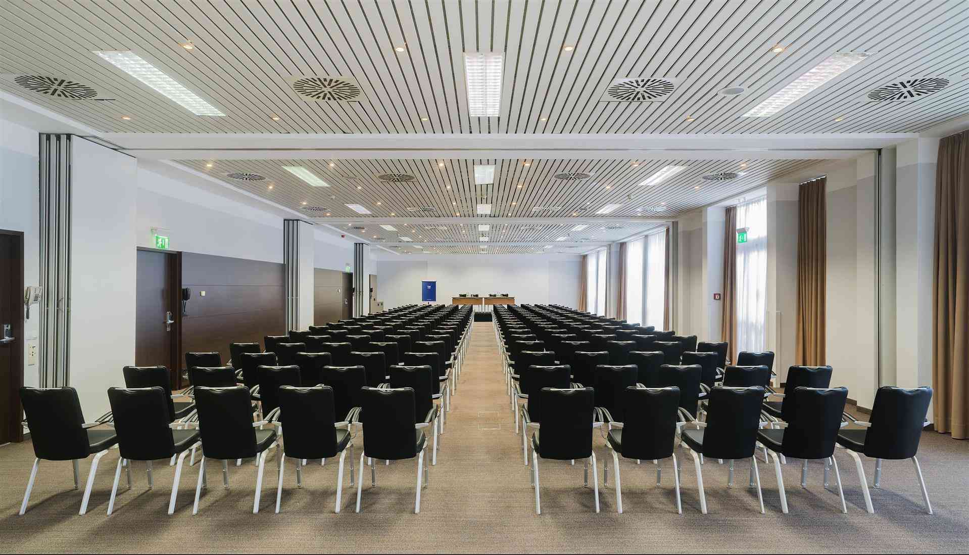 NH Frankfurt Airport West, Raunheim, DE