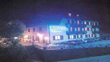 Albergo Ristorante Petrucci image