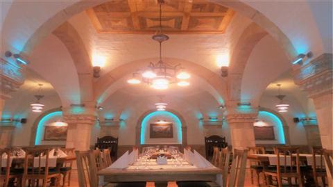 Takler Kuria a Szekszard, HU