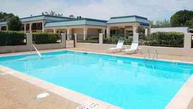 Days Inn by Wyndham Pearl/Jackson Airport in Perle, MS