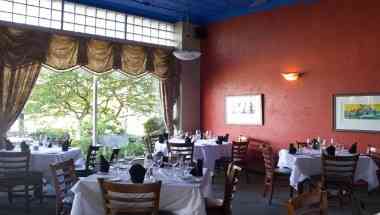 Brandl Restaurant в Asbury Park, NJ