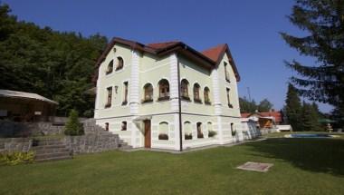 Zlaty Jelen Pension a Kosice, SK