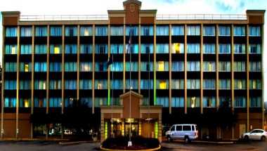 Cottonwood Airport & Expo Hotel Louisville à Louisville, KY