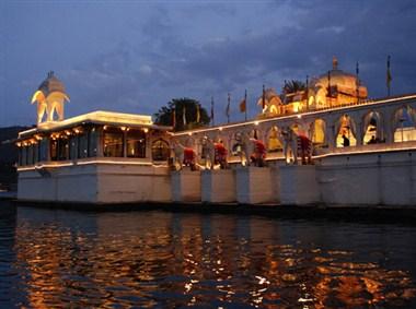 Jagmandir Island Palace в Udaipur, IN